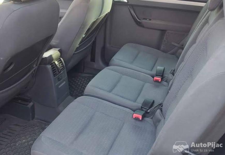 touran_19_8_polovni_automobili_autopijac.rs