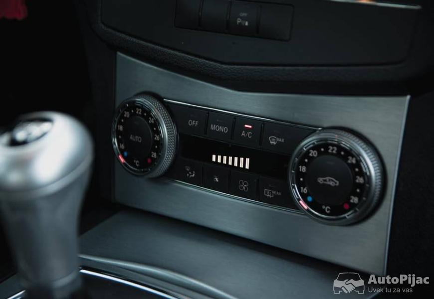 2008_mercedesbenz_c220_amg_14_polovni_automobili_autopijac.rs