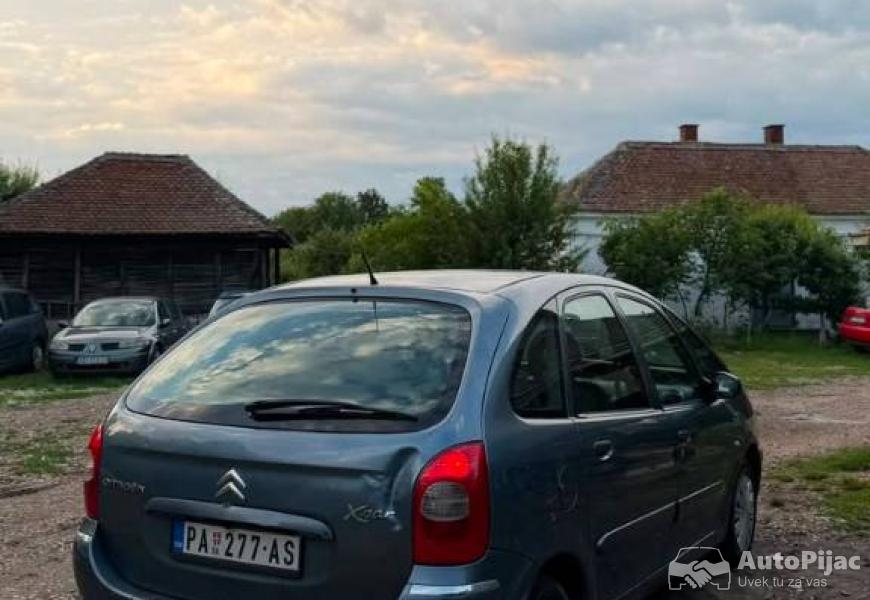 citrojen_pikaso_16_hdi_vlasnik_2006g_reg_do_11m_20_5_polovni_automobili_autopijac.rs