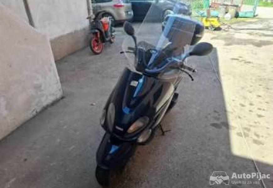 yamaha_majesy_2_polovni_automobili_autopijac.rs