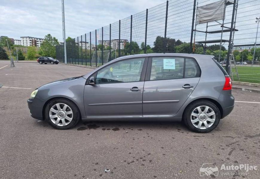 golf_5_20_tdi_4x4_2_polovni_automobili_autopijac.rs