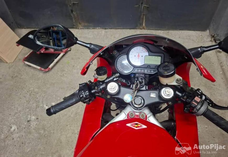 honda_vtr_1000_10_polovni_automobili_autopijac.rs