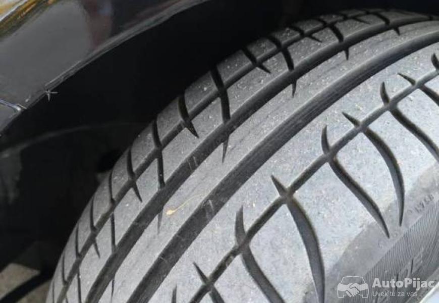 vw_golf_5_11_polovni_automobili_autopijac.rs