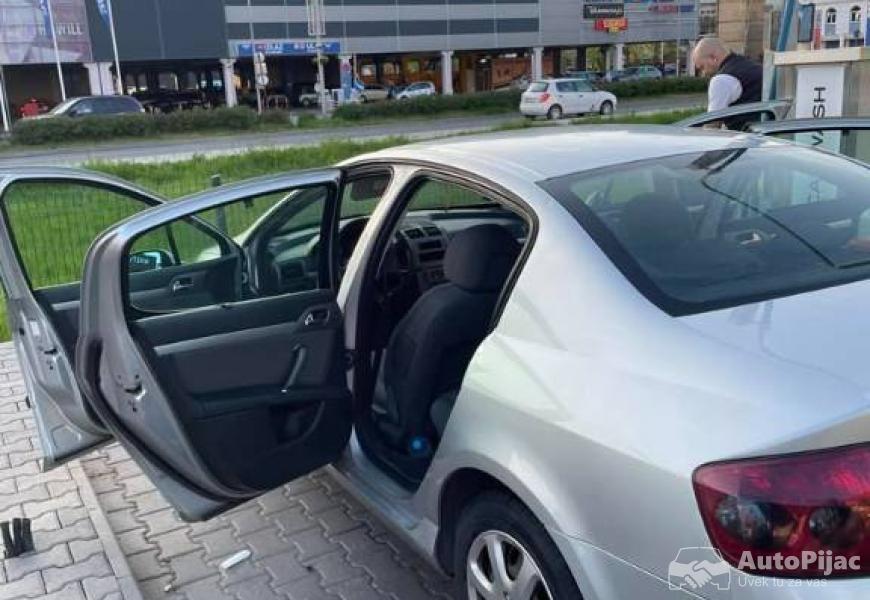 pezo_407_15_polovni_automobili_autopijac.rs