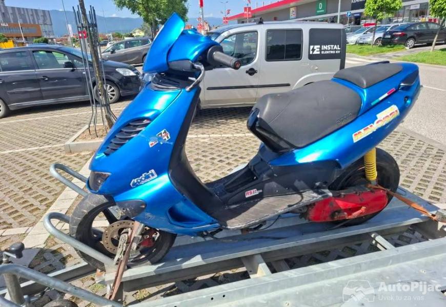 aprilija_sr_2_polovni_automobili_autopijac.rs