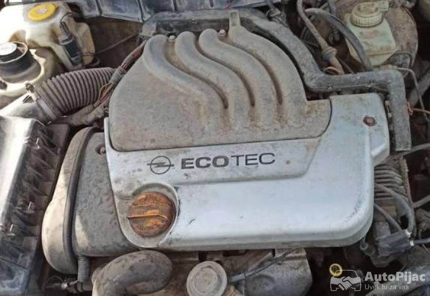 opel_gl_astra_limuzin_8_polovni_automobili_autopijac.rs