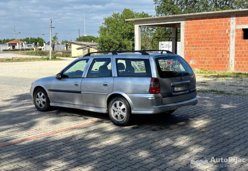 vektra_b_20dti_registrovana_celu_god_6_polovni_automobili_autopijac.rs