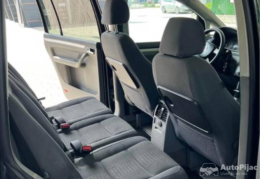 na_prodaju_vw_touaran_20tdi_dsg_6_polovni_automobili_autopijac.rs