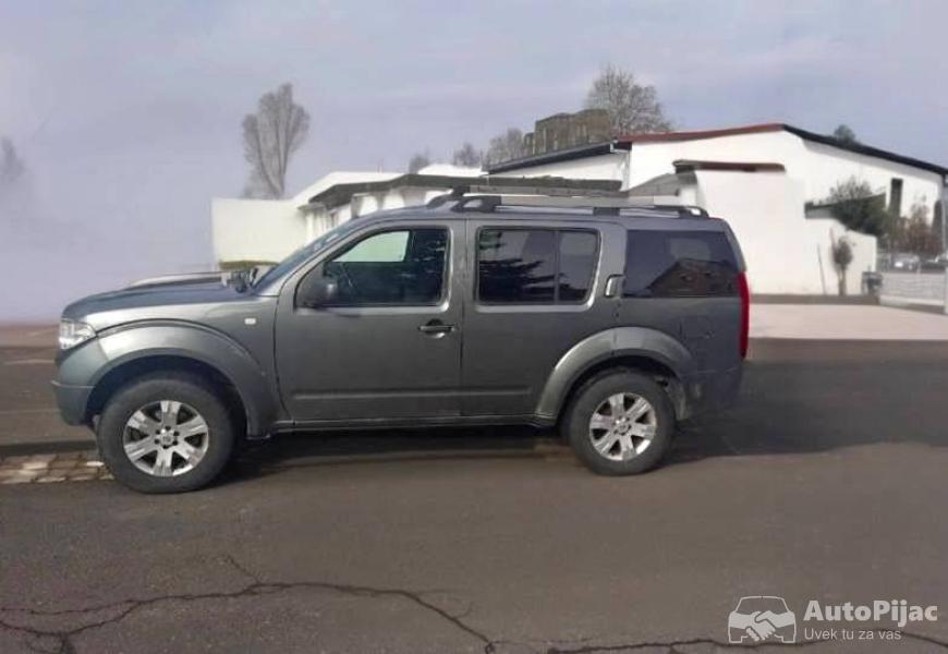 nissan_pathfinder_1_polovni_automobili_autopijac.rs