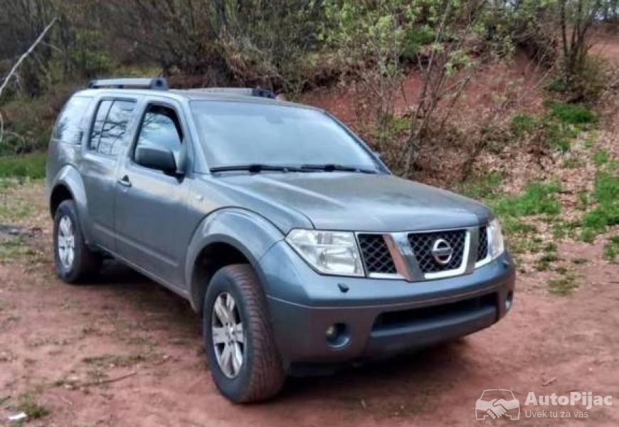 nissan_pathfinder_4_polovni_automobili_autopijac.rs