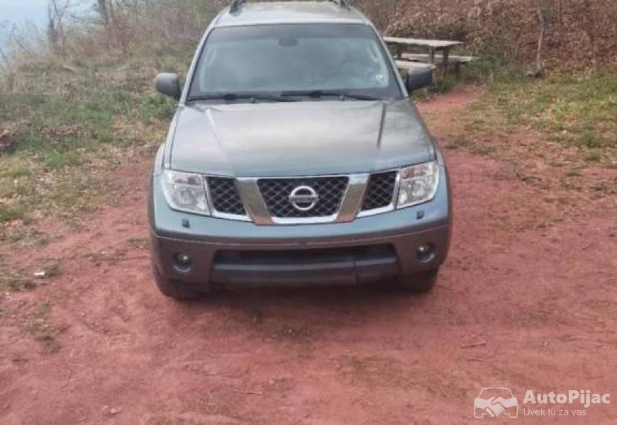 nissan_pathfinder_5_polovni_automobili_autopijac.rs