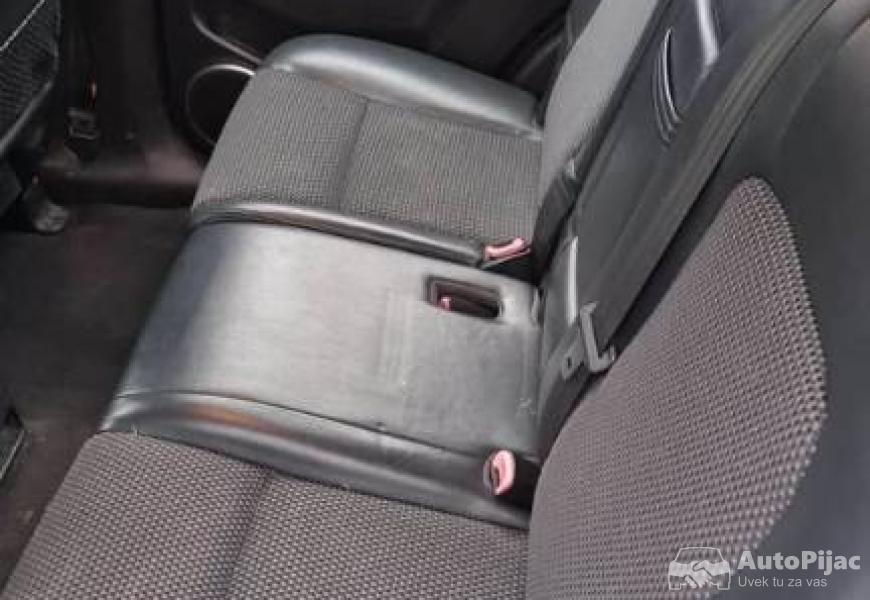 chevrolet_captiva_9_polovni_automobili_autopijac.rs