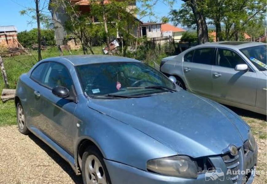 alfa_romeo_gt_2_polovni_automobili_autopijac.rs