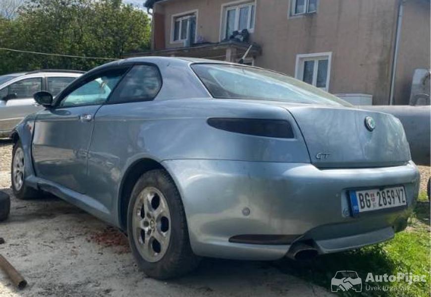 alfa_romeo_gt_6_polovni_automobili_autopijac.rs