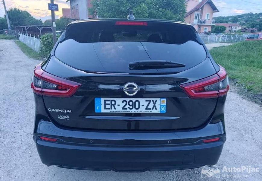 nisan_qashgai_12_polovni_automobili_autopijac.rs