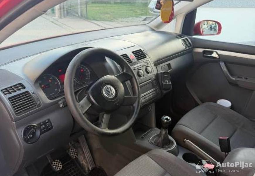 touran_19tdi_vlasnik_8_polovni_automobili_autopijac.rs
