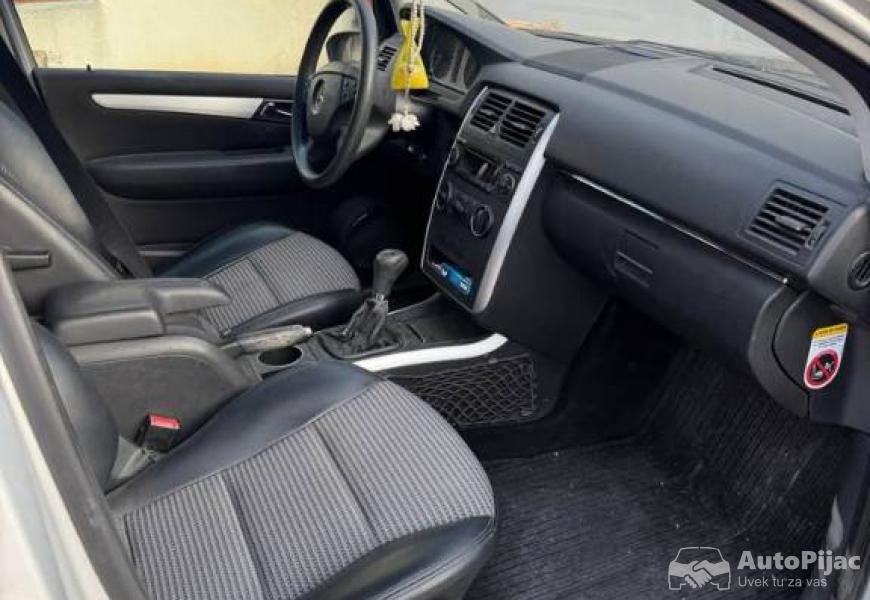mercedes_b180_cdi_2006god_9_polovni_automobili_autopijac.rs