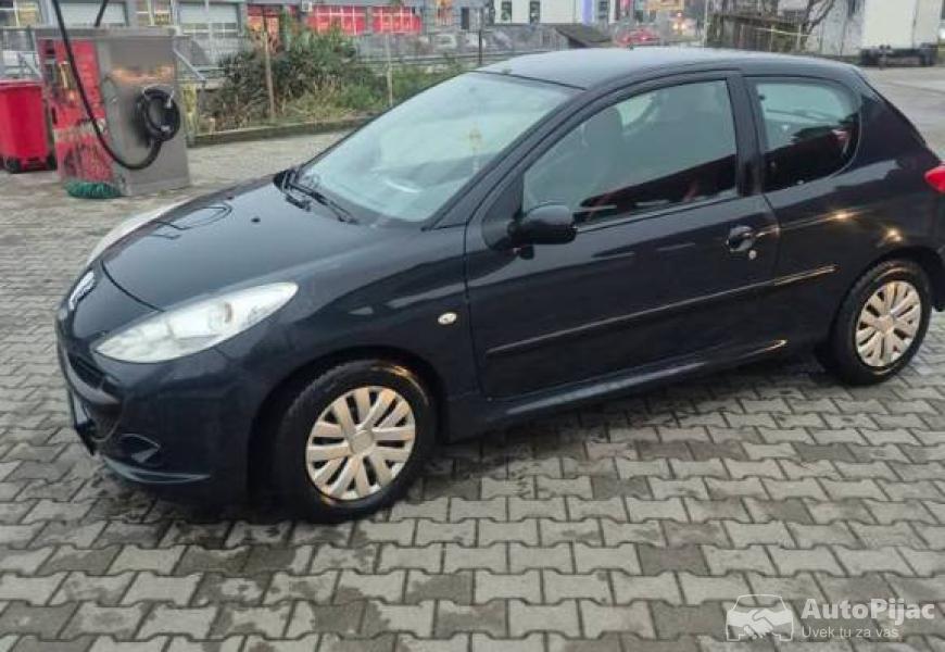 pezo_206_2011_14_hdi_5_polovni_automobili_autopijac.rs