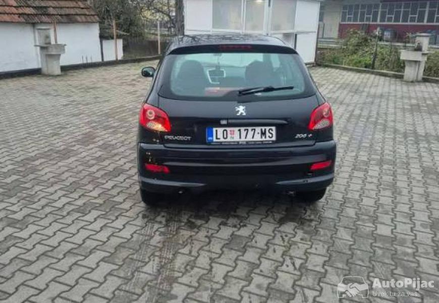 pezo_206_2011_14_hdi_6_polovni_automobili_autopijac.rs