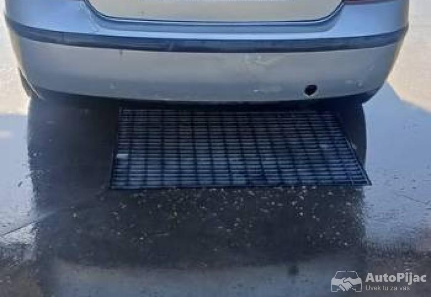 fors_mondeo_2003god_20_dizel_95_kw_5_polovni_automobili_autopijac.rs