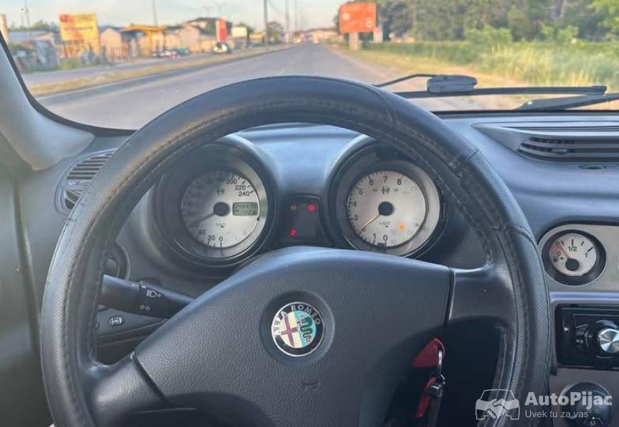 alfa_romeo_156_18_ts_2001_n_i_j_e_r_e_g_i_s_t_r_o_9_polovni_automobili_autopijac.rs