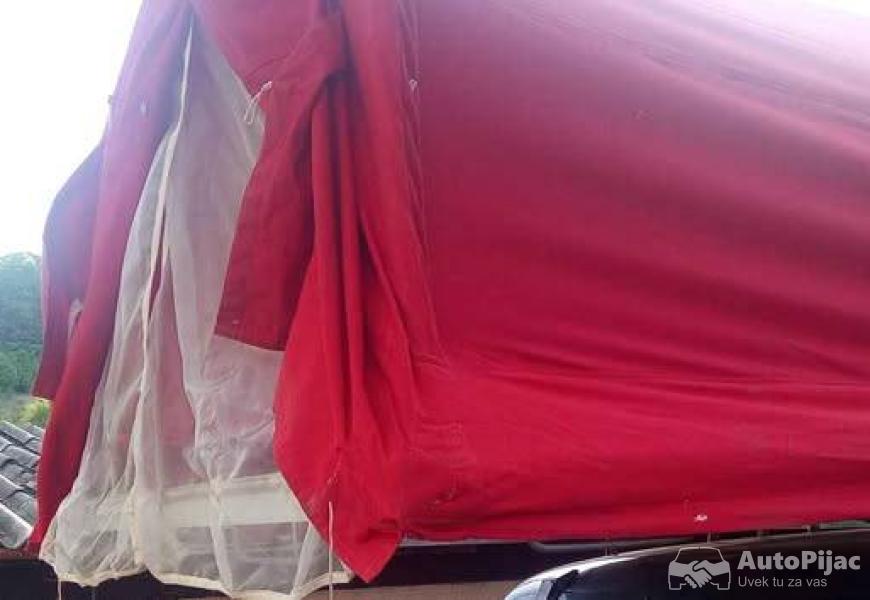 na_prodaju_box_tent_krovni_sator_dimenzije_110x220_2_polovni_automobili_autopijac.rs