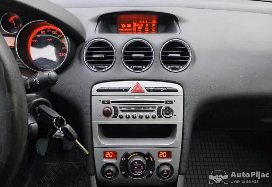 pezo_308_4_polovni_automobili_autopijac.rs