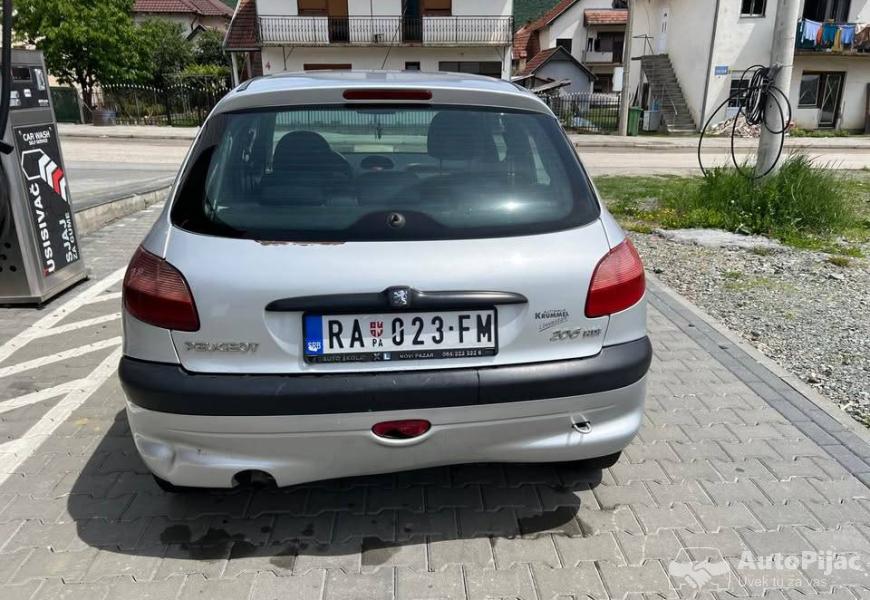 pezo_206_14hdi_3_polovni_automobili_autopijac.rs