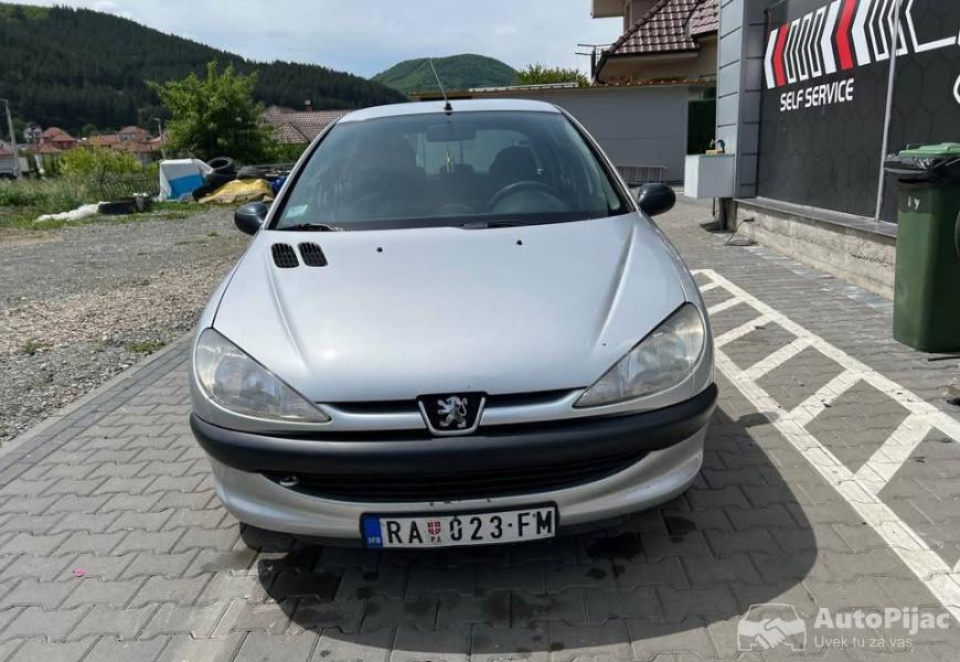 pezo_206_14hdi_4_polovni_automobili_autopijac.rs
