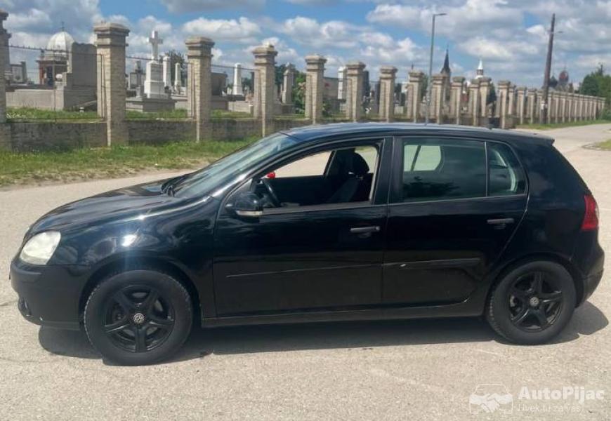 volkswagen_golf_5_14benzin_atmosferacnije_fsi_2_polovni_automobili_autopijac.rs