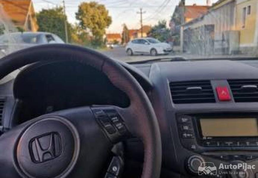 honda_acord_22_2_polovni_automobili_autopijac.rs