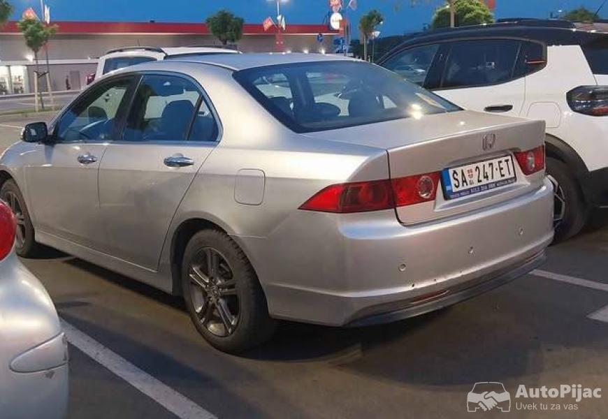 honda_acord_22_9_polovni_automobili_autopijac.rs