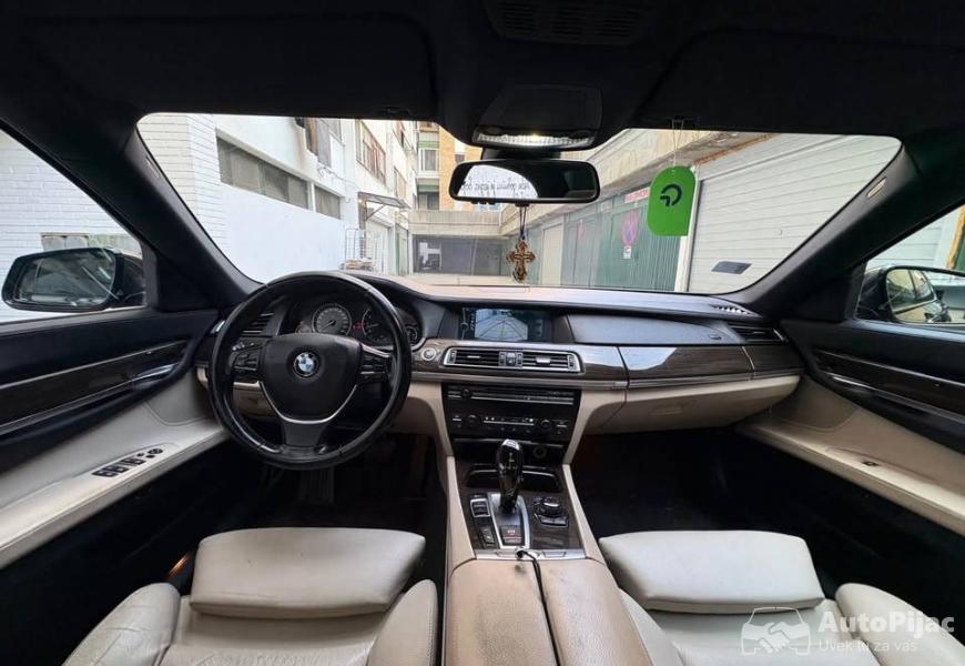 bmw_740i_9_polovni_automobili_autopijac.rs