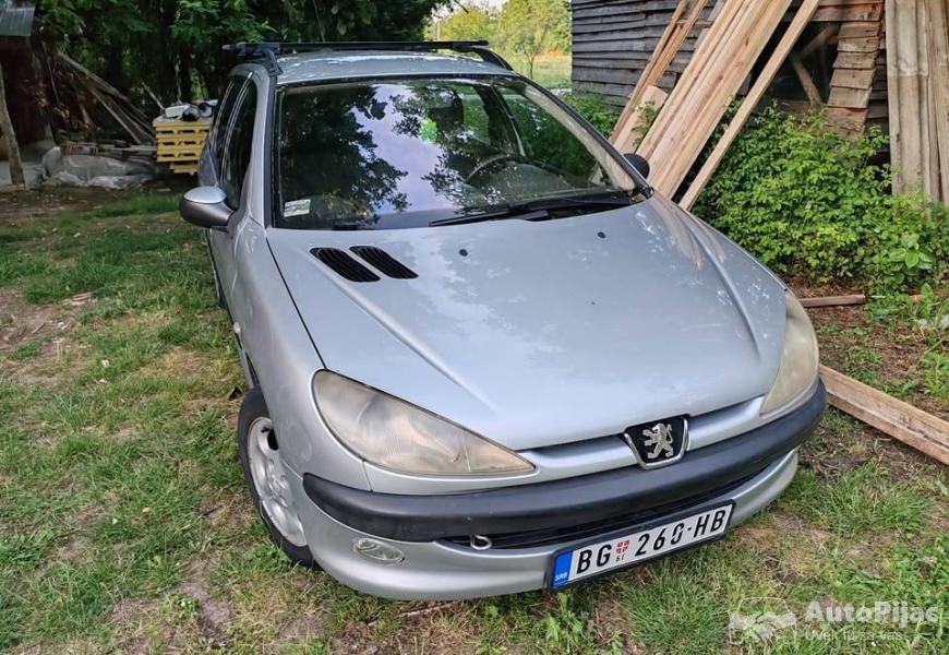 2003_1600e_14_benzintek_regvlasnik_za_kombi_pikap_13_polovni_automobili_autopijac.rs