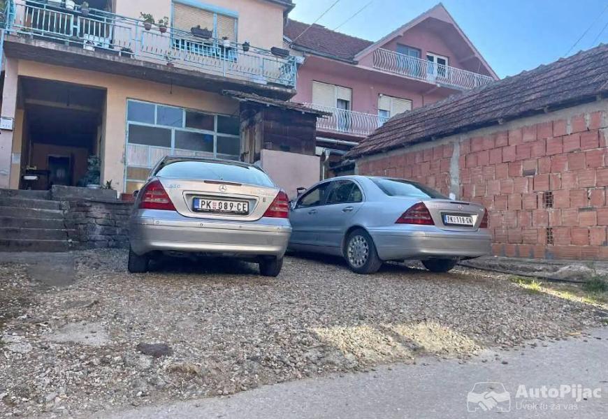 na_prodaju_mercedes_c200_istekla_registracija_1_polovni_automobili_autopijac.rs