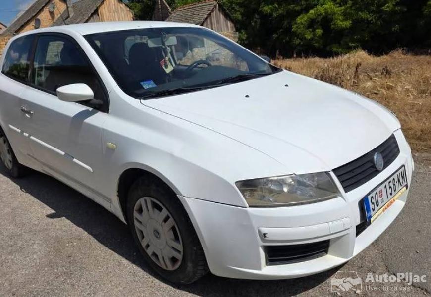 fiat_stilo_16_3_polovni_automobili_autopijac.rs