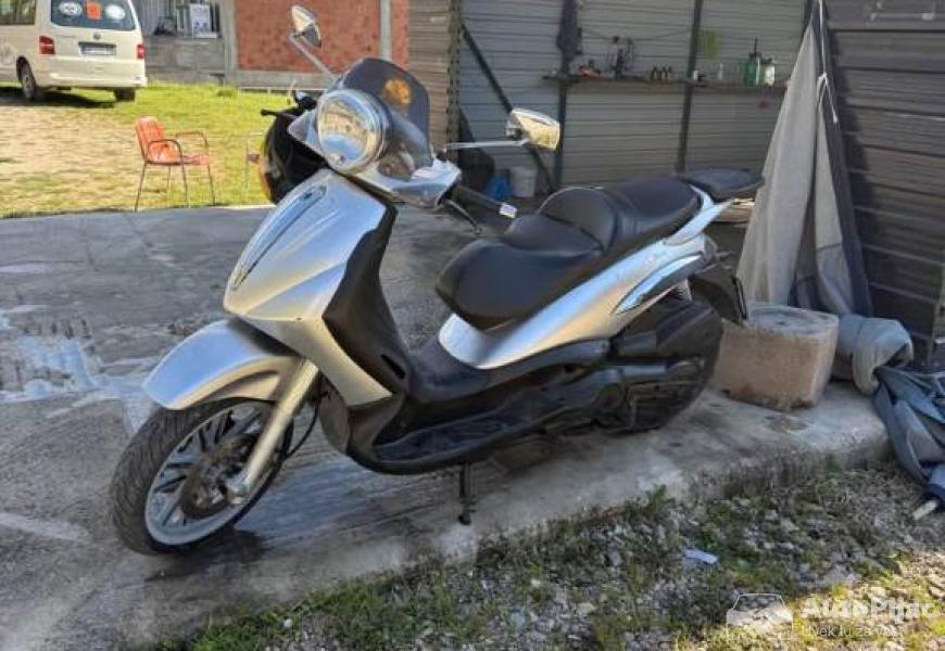 piaggio_beverly_500cc_2_polovni_automobili_autopijac.rs