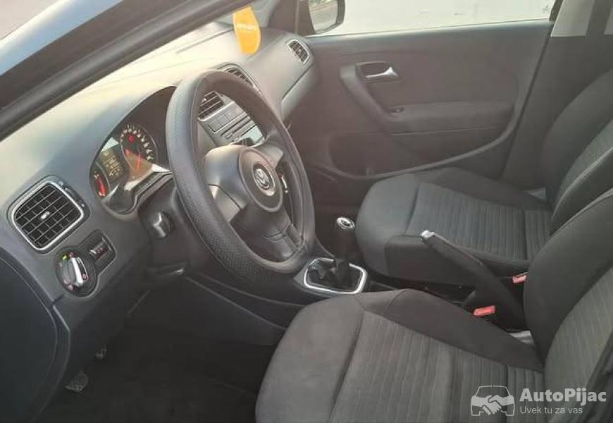 volkswagenpolo12tdi58kw75ks201112_god_5150emoze_za_9_polovni_automobili_autopijac.rs