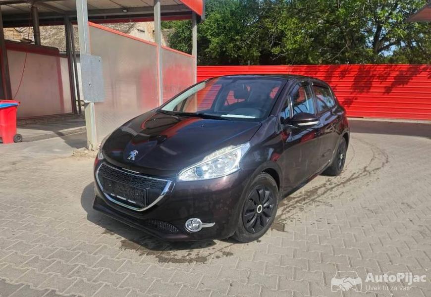 pezo_208_14_benzin_5_polovni_automobili_autopijac.rs