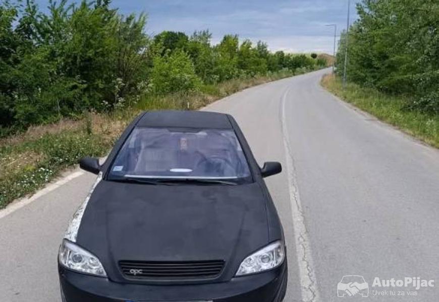 opel_astra_g_bertone_20turbo_3_polovni_automobili_autopijac.rs