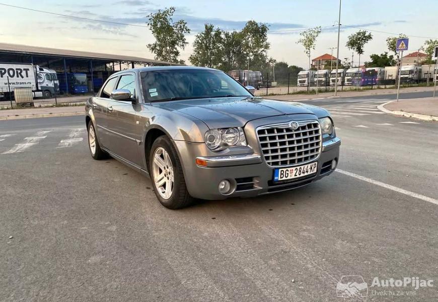 chrysler_300c_30crd_1_polovni_automobili_autopijac.rs