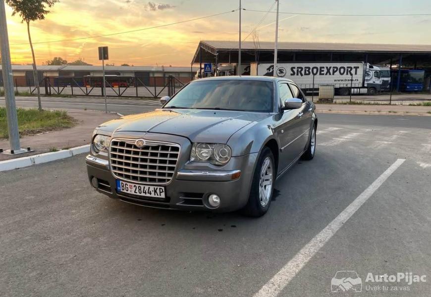 chrysler_300c_30crd_2_polovni_automobili_autopijac.rs