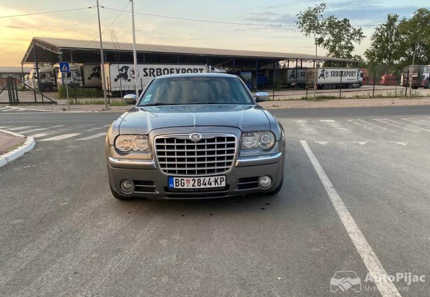 chrysler_300c_30crd_3_polovni_automobili_autopijac.rs