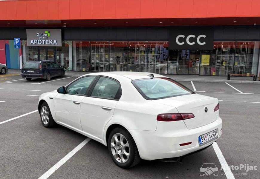alfa_romeo_159_19jtdm_3_polovni_automobili_autopijac.rs