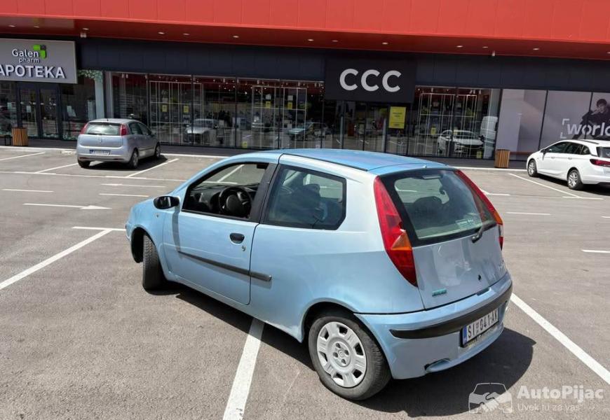 fiat_punto_12_8v_2_polovni_automobili_autopijac.rs