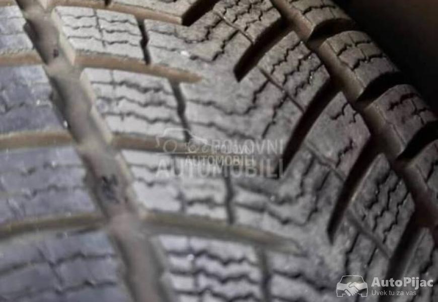 volkswagen_golf_5_19_tdi_10_polovni_automobili_autopijac.rs