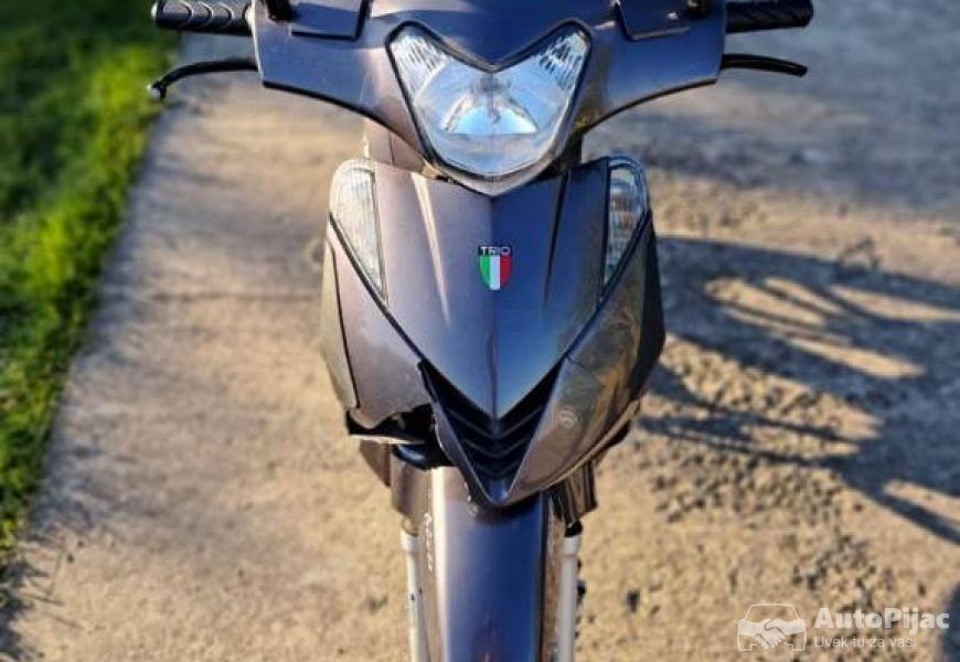 trio_trevis_125cc_4_polovni_automobili_autopijac.rs