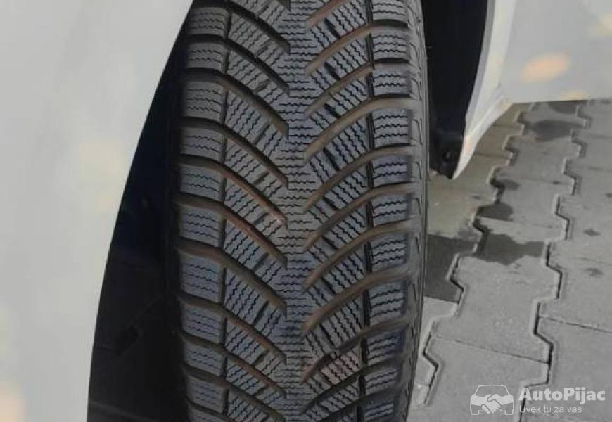pezo_208_7_polovni_automobili_autopijac.rs