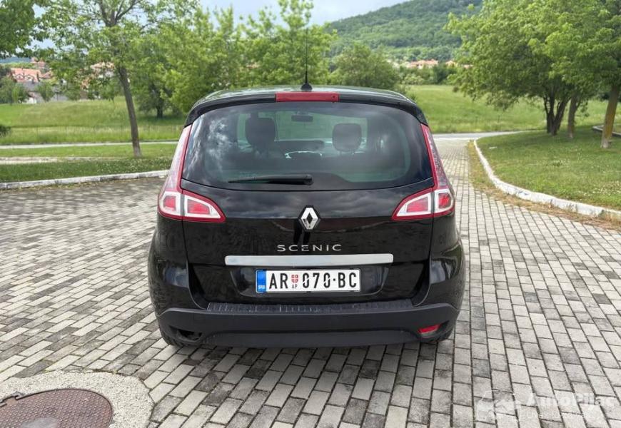na_prodaju_renault_scenic_3_5_polovni_automobili_autopijac.rs