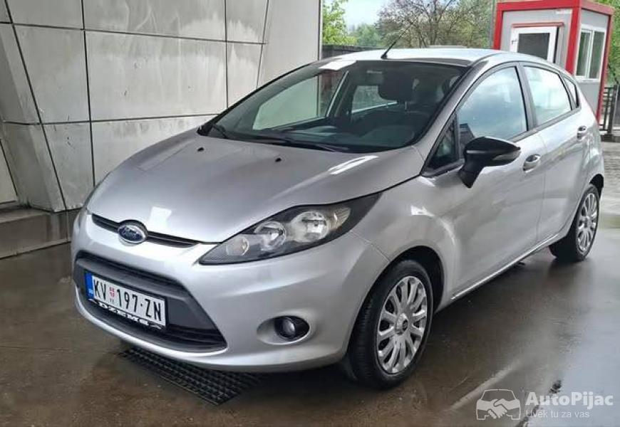 fordfiesta14tdci52kw71kschempion201112_4650emoze_i_2_polovni_automobili_autopijac.rs